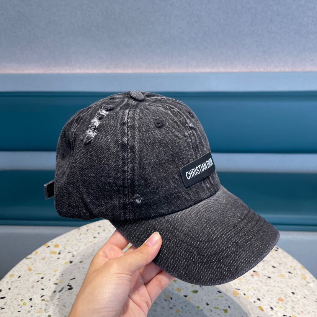 Christian Dior Caps